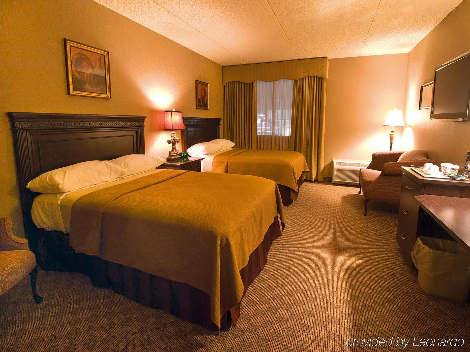 Salvatores Grand Hotel Williamsville Exterior foto